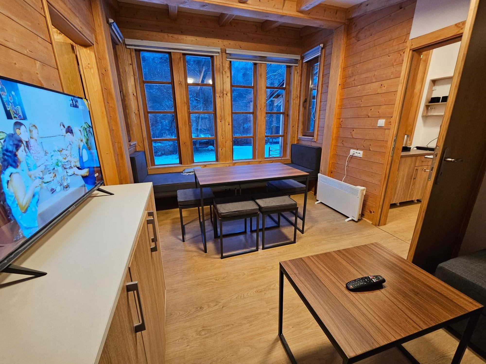 מוקרה גורה Apartments Ostojic מראה חיצוני תמונה
